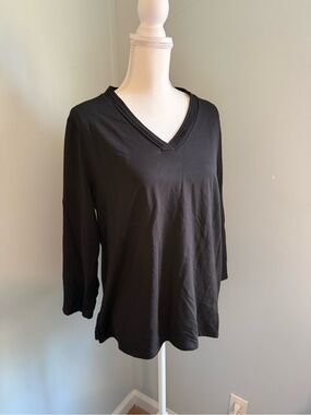 Prima v/neck Tee/XL smoke free home